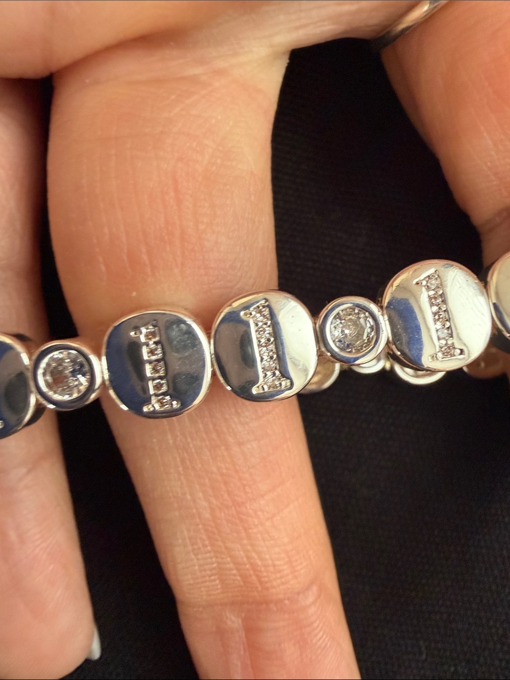 Lisa Gozlan Numerical Bracelet - Picture 3 of 3